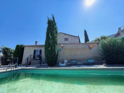 Villa - 147 m² - 8 pièces