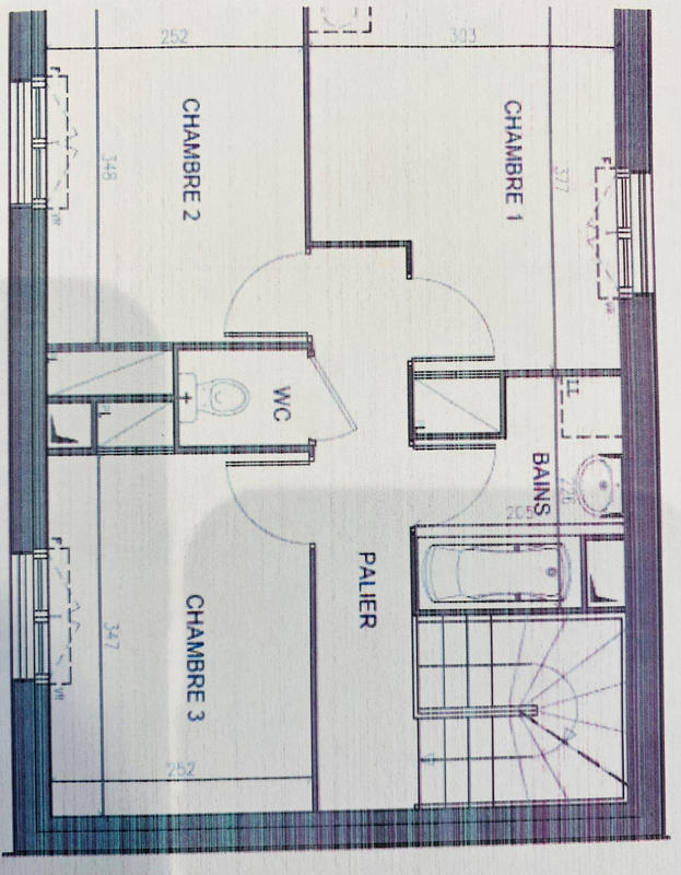 Maison - 80 m² - 4 pièces