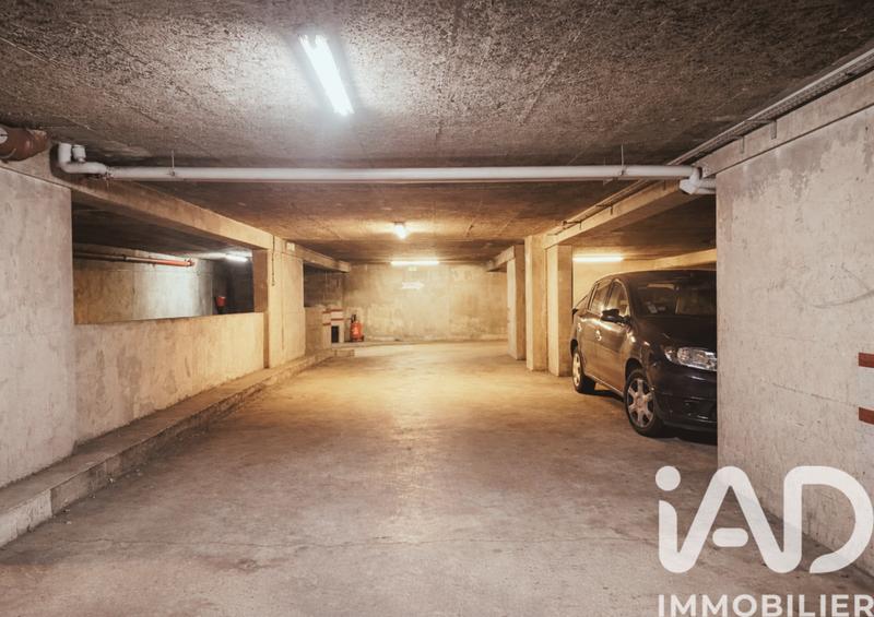 Parking - 11 m²
