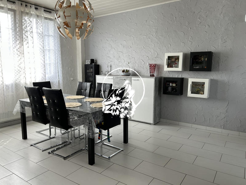 Maison - 130 m² - 6 pièces