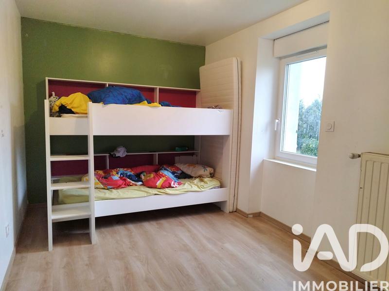 Maison - 214 m² - 9 pièces