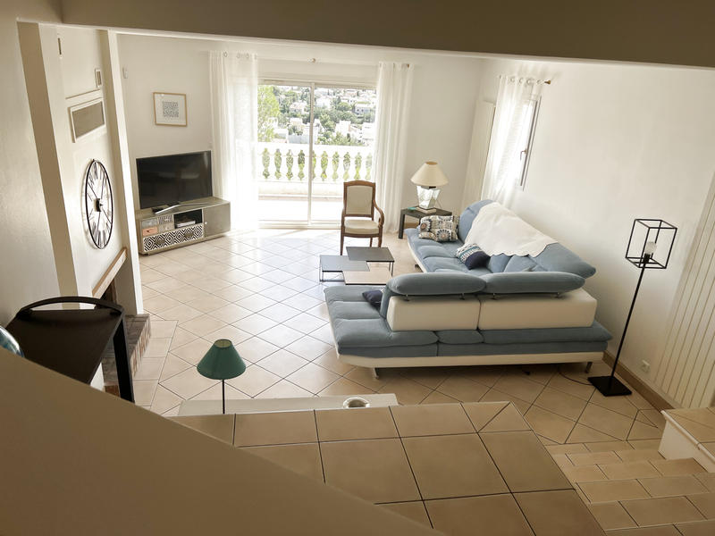 Maison - 200 m² - 6 pièces