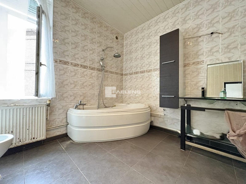 Maison - 125 m² - 6 pièces