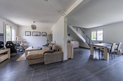 Maison - 165 m² - 7 pièces