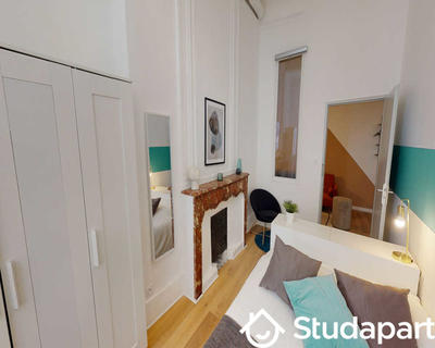 Chambre - 90 m² - 1 pièce