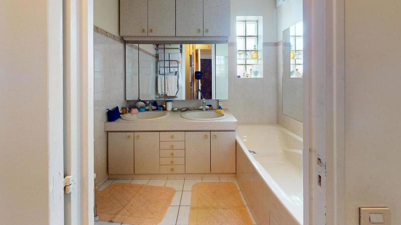 Appartement - 82 m² - 3 pièces