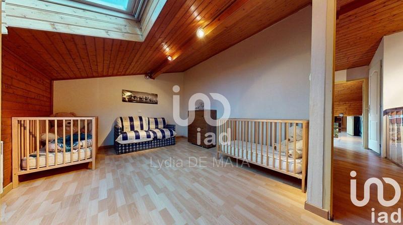 Maison - 151 m² - 7 pièces