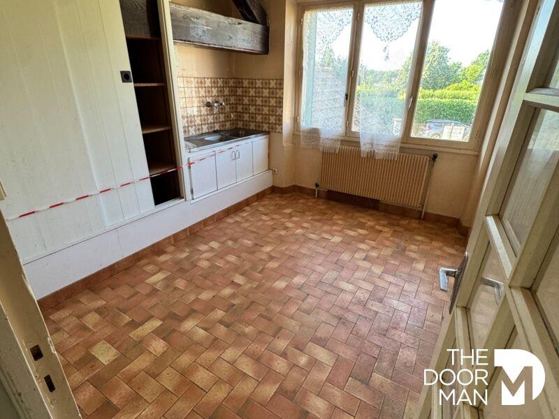 Maison - 134 m² - 13 pièces