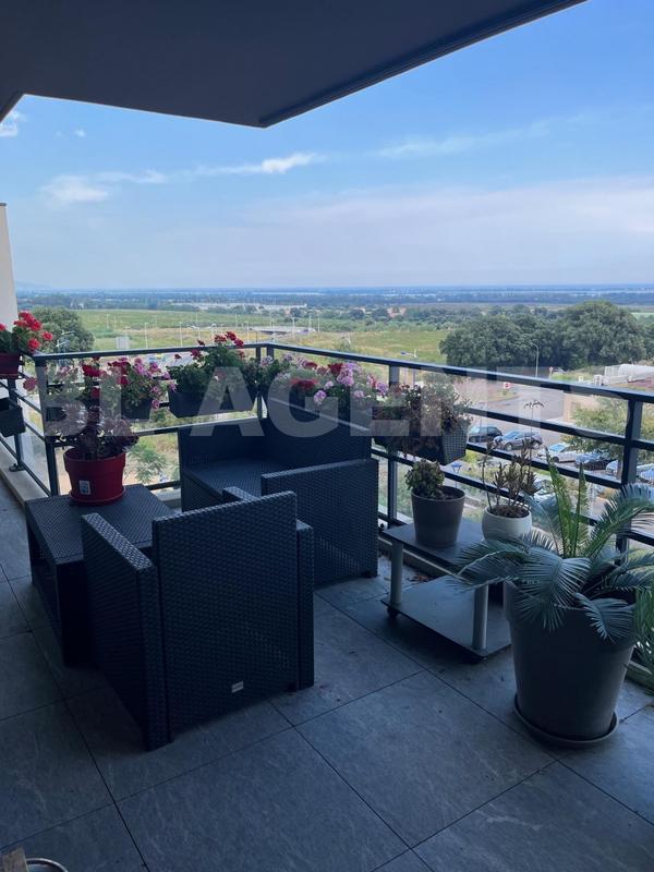 Appartement - 79 m² - 4 pièces