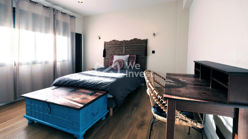 Maison contemporaine - 266 m² - 8 pièces