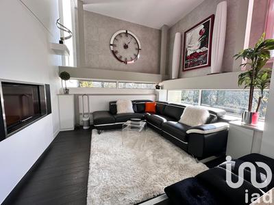 Maison de maîtres - 275 m² - 9 pièces