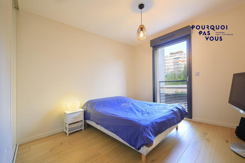 Maison - 210 m² - 6 pièces