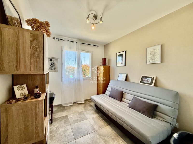 Maison - 80 m² - 6 pièces