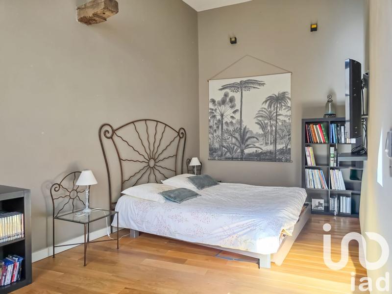 Appartement - 209 m² - 6 pièces