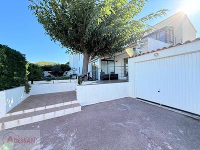 Maison - 117 m² - 4 pièces