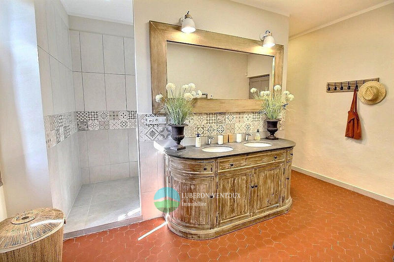 Maison - 195 m² - 7 pièces