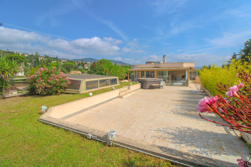 Appartement - 120 m² - 4 pièces