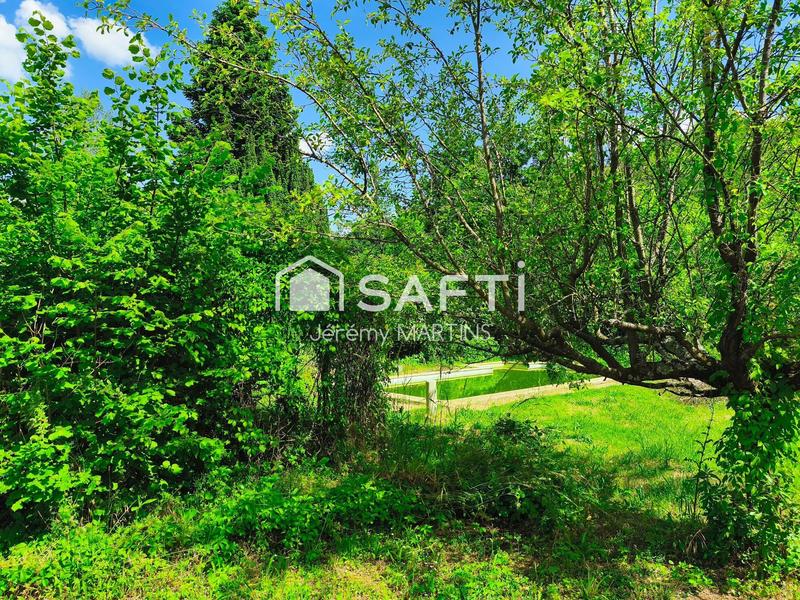 Maison - 198 m² - 8 pièces