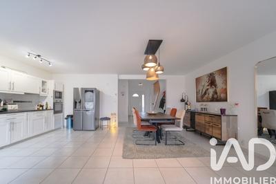 Maison - 117 m² - 5 pièces