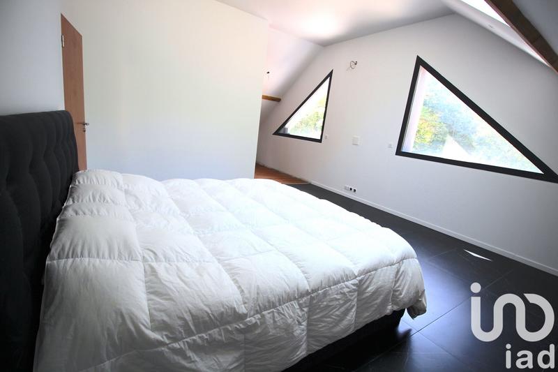 Maison - 185 m² - 7 pièces