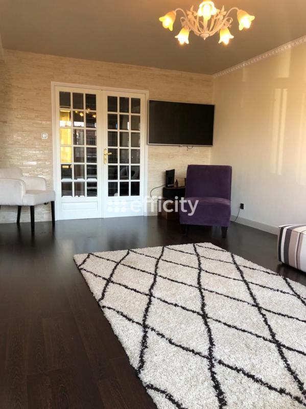 Appartement - 75 m² - 3 pièces