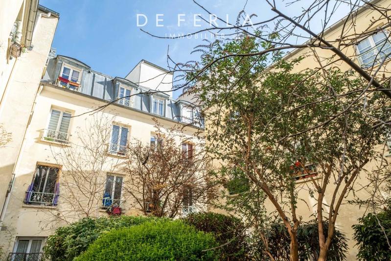 Studio - 14 m² - 1 pièce