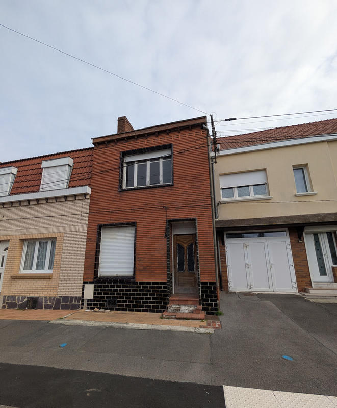 Maison - 97 m² - 5 pièces