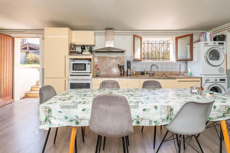 Maison - 170 m² - 7 pièces