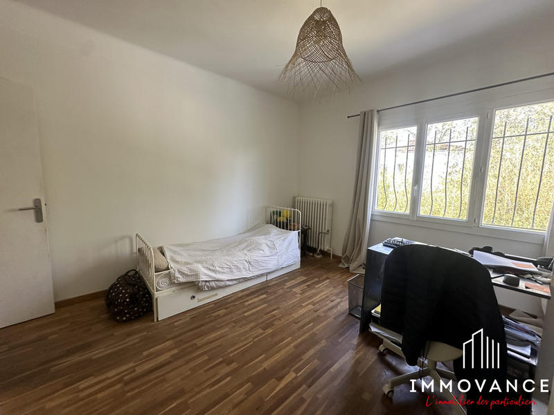 Villa - 225 m² - 8 pièces