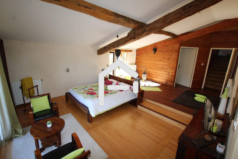 Ferme - 322 m² - 6 pièces