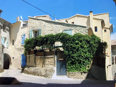 Maison - 300 m² - 9 pièces