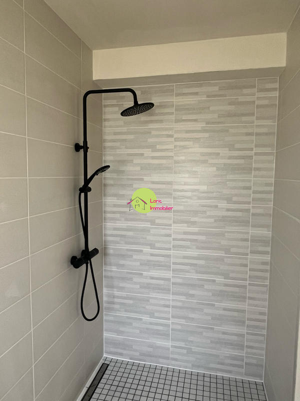 Maison - 96 m² - 5 pièces