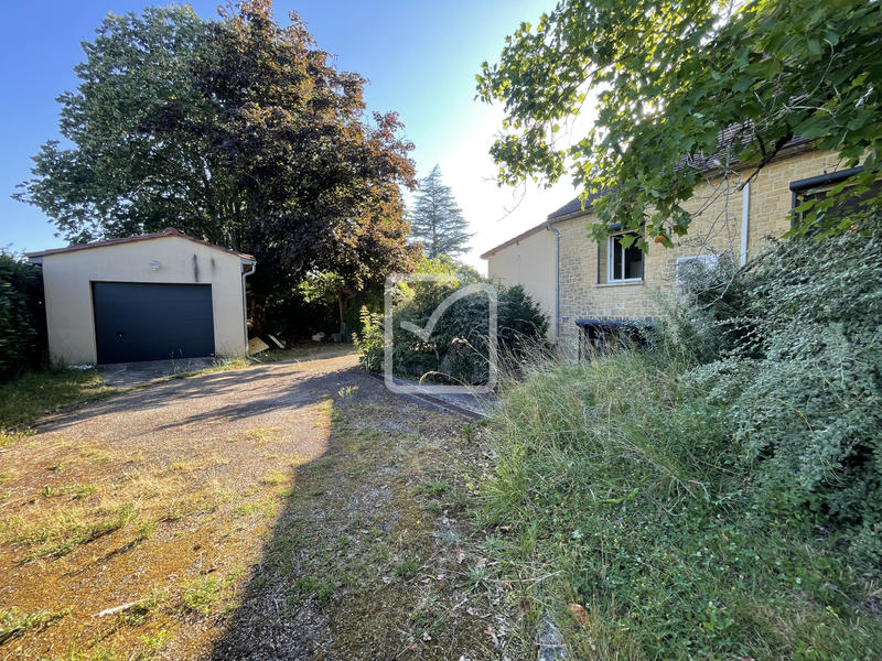 Maison - 160 m² - 8 pièces