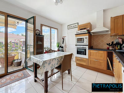 Appartement - 130 m² - 4 pièces