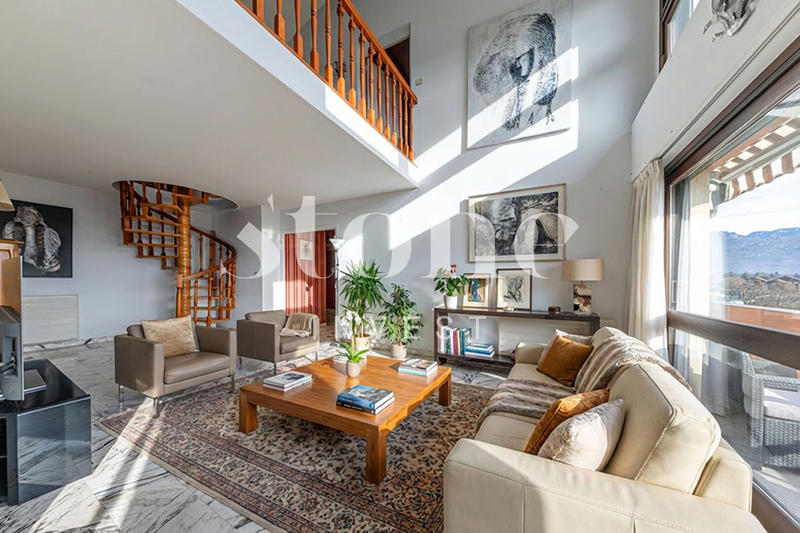 Appartement - 158 m² - 7 pièces