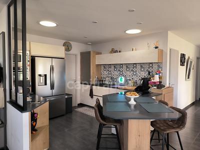 Maison - 120 m² - 3 pièces