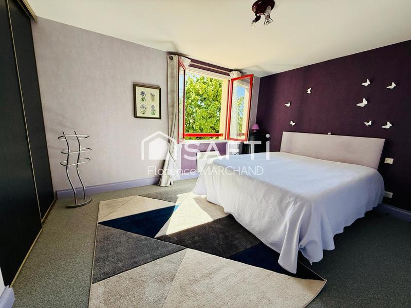 Maison - 402 m² - 10 pièces