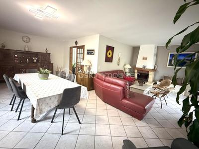 Maison - 177 m² - 5 pièces