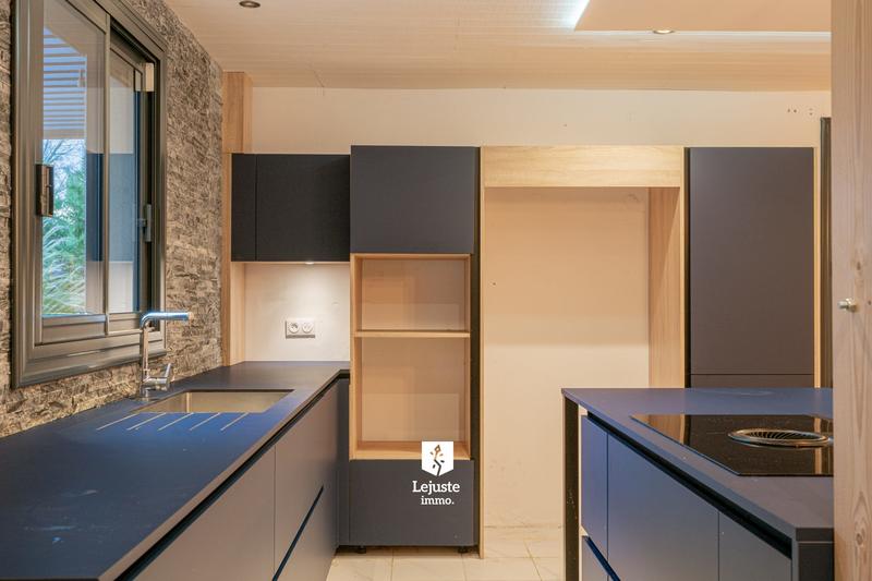 Maison - 110 m² - 4 pièces