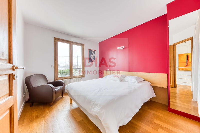 Maison - 188 m² - 7 pièces