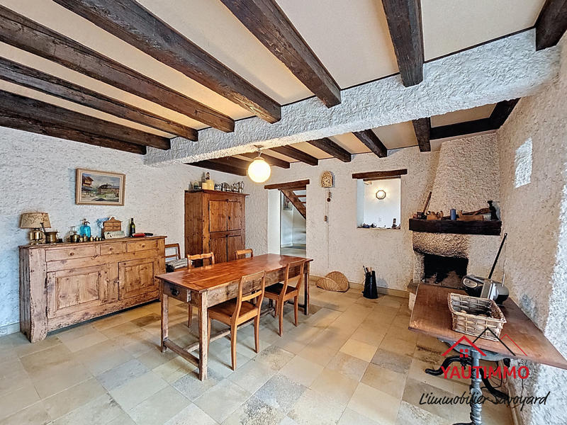 Maison - 200 m² - 6 pièces