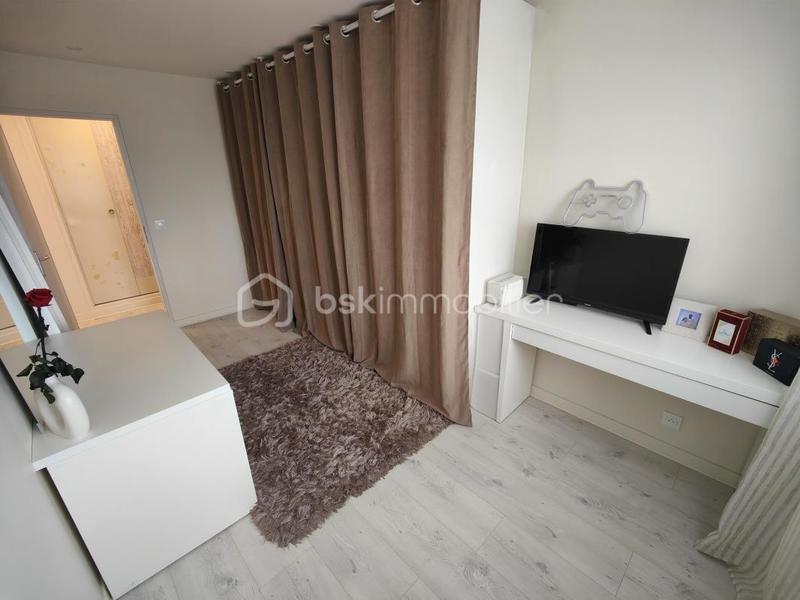Appartement - 75 m² - 5 pièces
