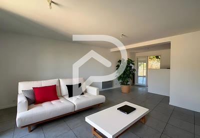 Maison de village - 65 m² - 4 pièces