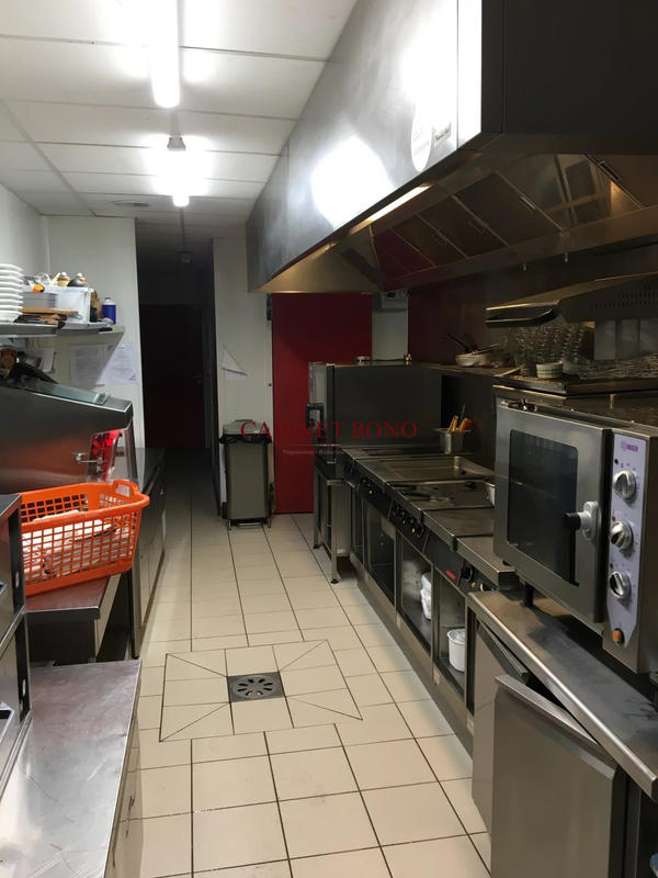 Fonds de commerce - 200 m²