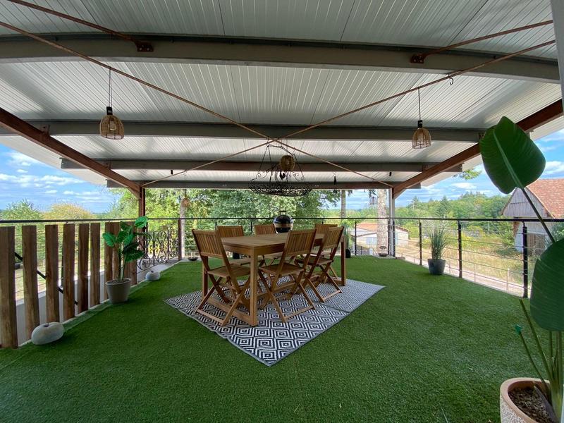 Maison contemporaine - 240 m² - 9 pièces