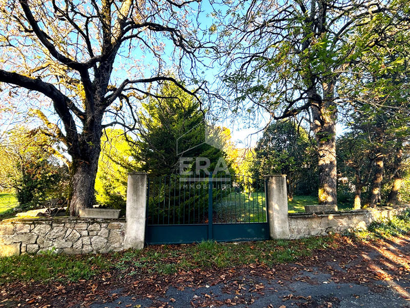 Maison - 512 m² - 14 pièces