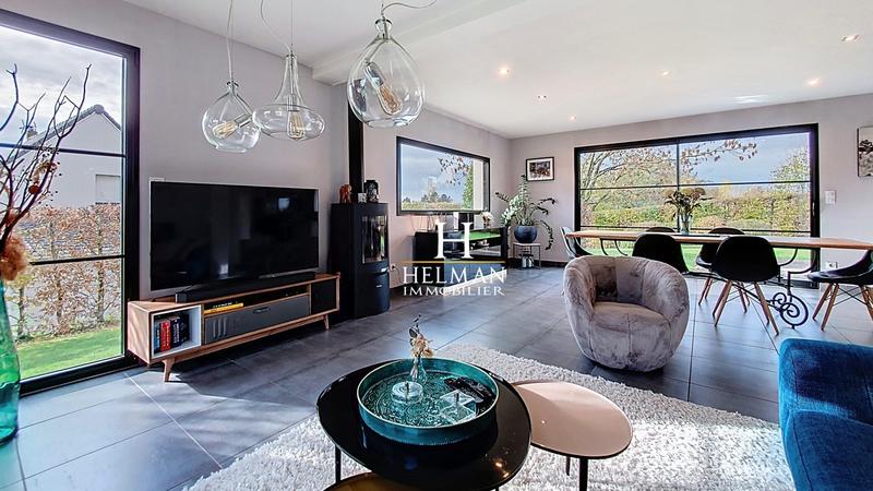 Maison - 167 m² - 6 pièces