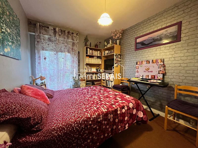 Appartement - 100 m² - 4 pièces