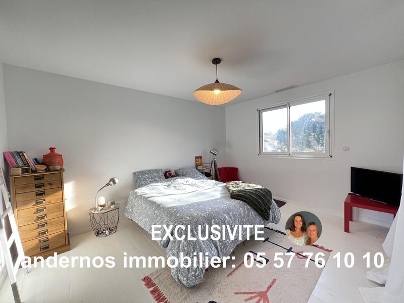 Maison - 233 m² - 7 pièces