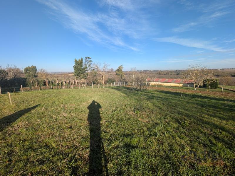 Terrain constructible - 800 m²